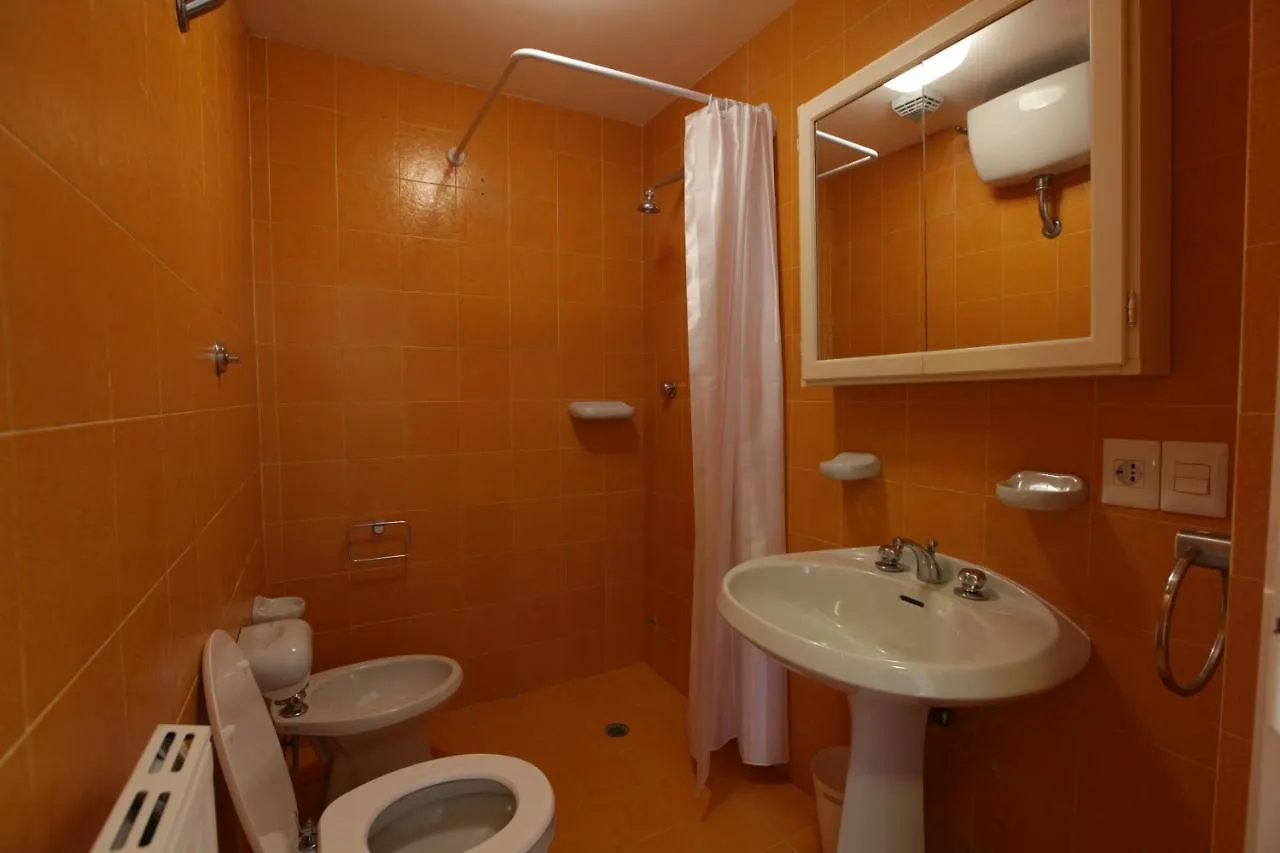Homestay Villa Vanessa Fregenae