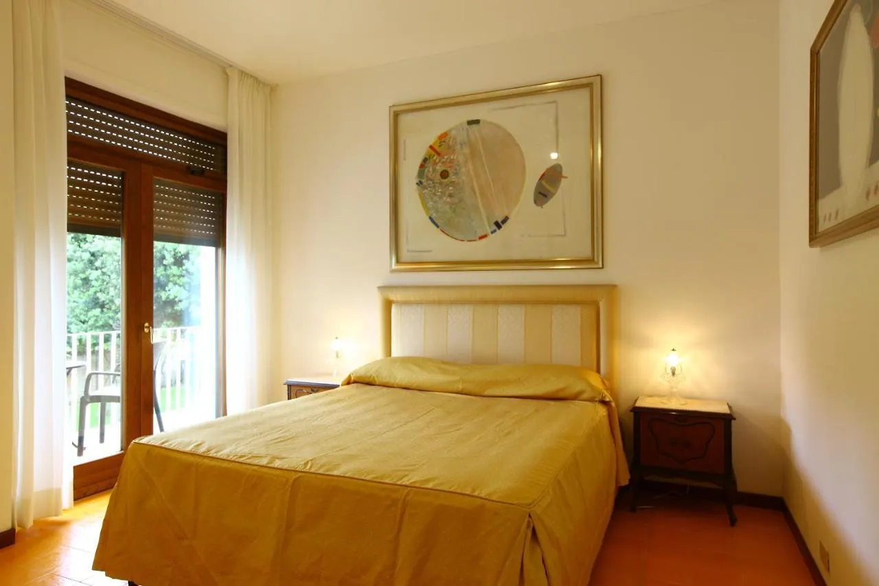 Homestay Villa Vanessa Fregenae