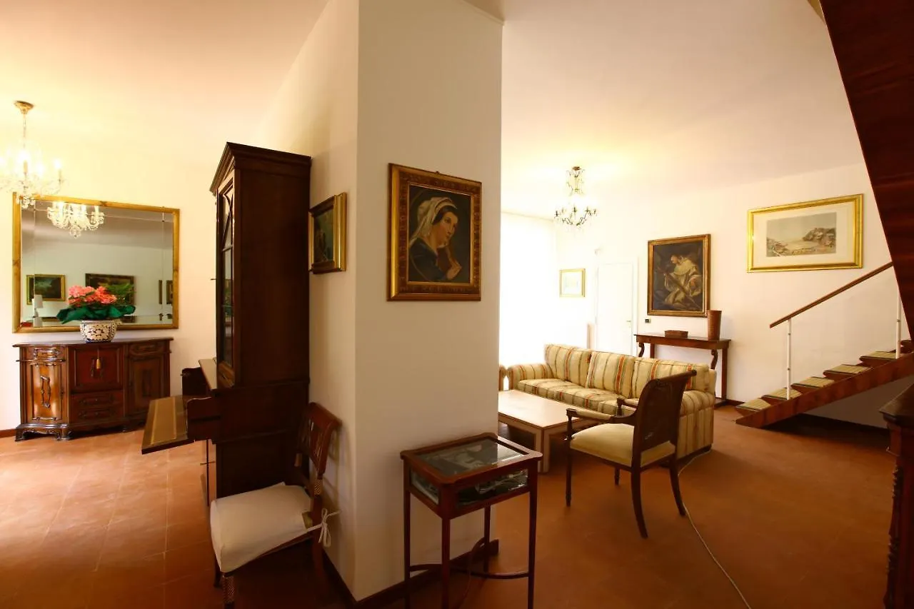 Villa Vanessa Fregenae Homestay